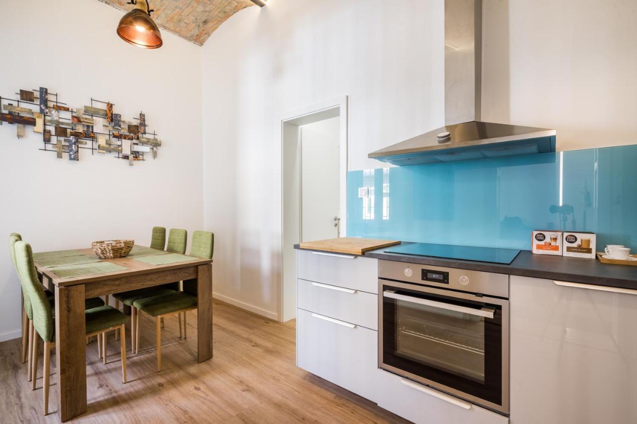 Bpr Stylish Vagabond Apartment With Ac Budapeste Exterior foto